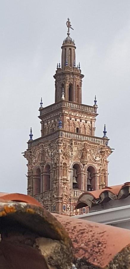Вилла Entre Torres Херес-де-лос-Кабальерос Экстерьер фото